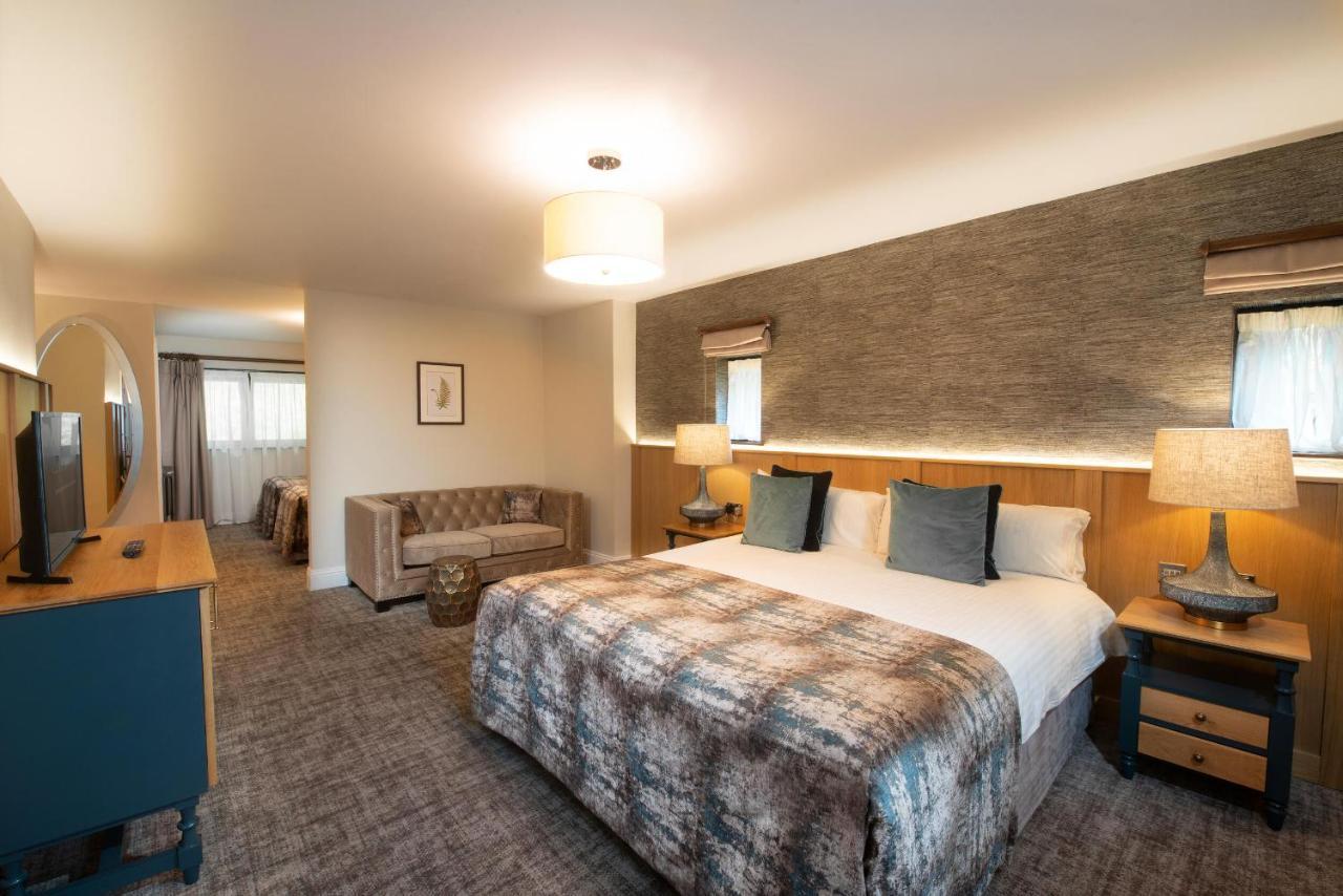 Boringdon Hall Hotel And Spa Plymouth Exterior photo A bedroom at the hotel
